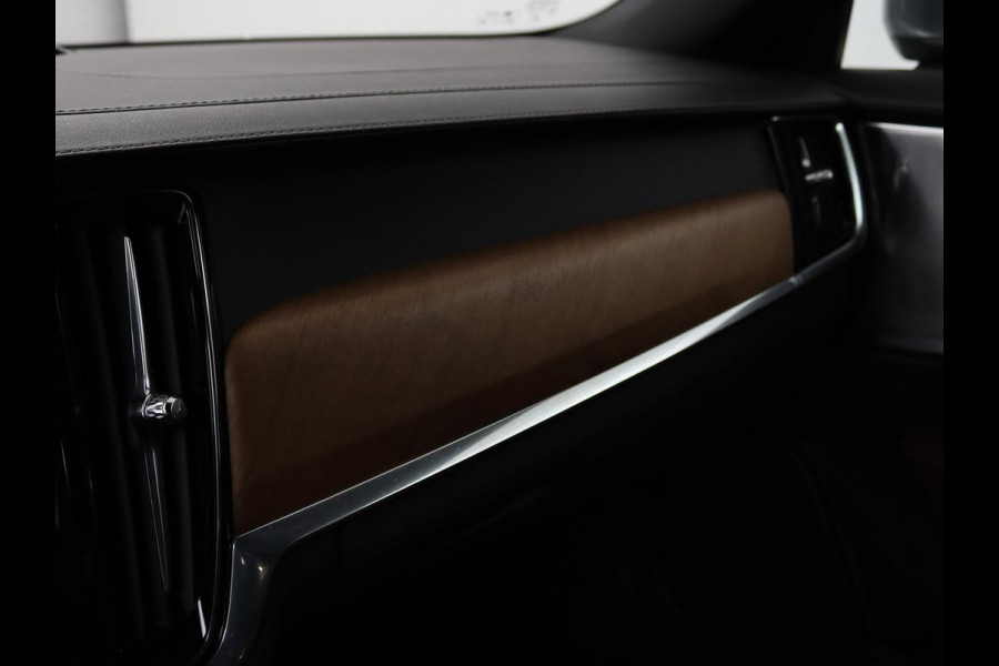 Volvo V90 2.0 T5 Inscription | Trekhaak | head-up display | Panoramadak | Luxe Leder | 360 Camera | Apple Carplay | Navigatie | Stoelverwarming voor en acher | LMV 20