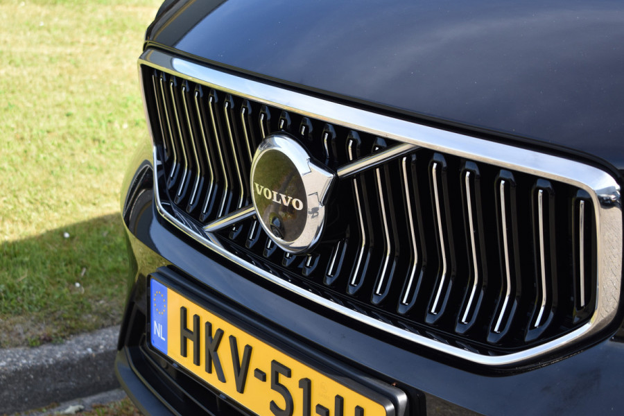 Volvo XC40 T4 211 PK Automaat Plug-in hybrid Ultimate Bright | H&K | ACC | 360 Camera | Glazen dak | Leder | Elektr. stoel | Stuurverwarming
