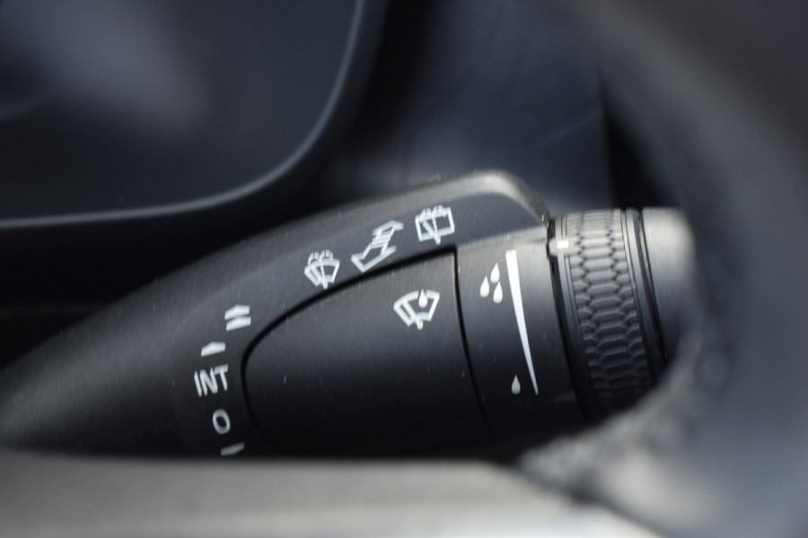 Volvo XC40 T4 211 PK Automaat Plug-in hybrid Ultimate Bright | H&K | ACC | 360 Camera | Glazen dak | Leder | Elektr. stoel | Stuurverwarming