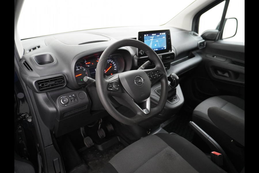 Opel Combo 1.5D 102PK L1H1 Airco Apple Carplay Android Auto Navi Cruise Control DAB Pdc Armsteun Bluetooth Edition Betonplex Vloer Lat om Lat Betimmering Schuifdeur  Edition+ Pack 1e Eigenaar