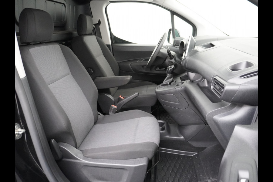 Opel Combo 1.5D 102PK L1H1 Airco Apple Carplay Android Auto Navi Cruise Control DAB Pdc Armsteun Bluetooth Edition Betonplex Vloer Lat om Lat Betimmering Schuifdeur  Edition+ Pack 1e Eigenaar