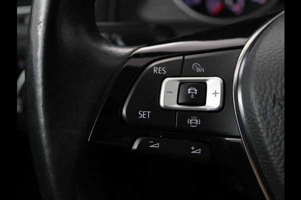 Volkswagen GOLF Variant 1.6 TDI Comfortline | Apple Carplay | Navigatie | Cruise Control Adaptief | Parkeersensor voor en achter | LED | LMV