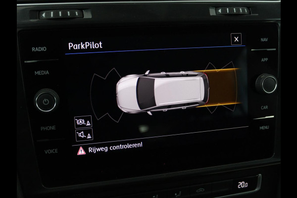 Volkswagen GOLF Variant 1.6 TDI Comfortline | Apple Carplay | Navigatie | Cruise Control Adaptief | Parkeersensor voor en achter | LED | LMV