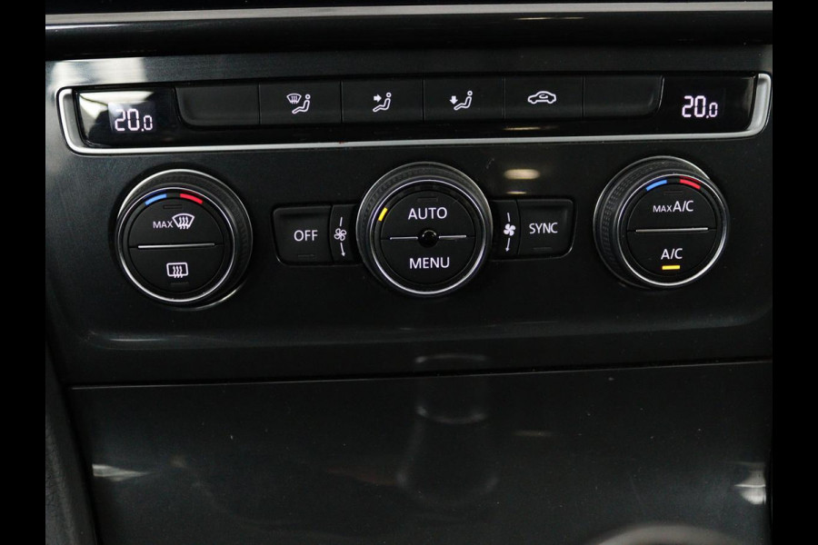 Volkswagen GOLF Variant 1.6 TDI Comfortline | Apple Carplay | Navigatie | Cruise Control Adaptief | Parkeersensor voor en achter | LED | LMV