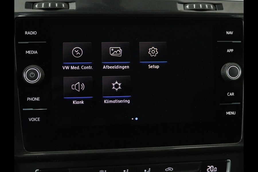 Volkswagen GOLF Variant 1.6 TDI Comfortline | Apple Carplay | Navigatie | Cruise Control Adaptief | Parkeersensor voor en achter | LED | LMV