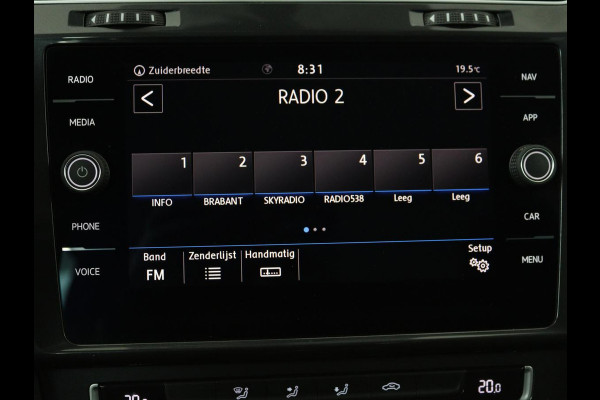 Volkswagen GOLF Variant 1.6 TDI Comfortline | Apple Carplay | Navigatie | Cruise Control Adaptief | Parkeersensor voor en achter | LED | LMV