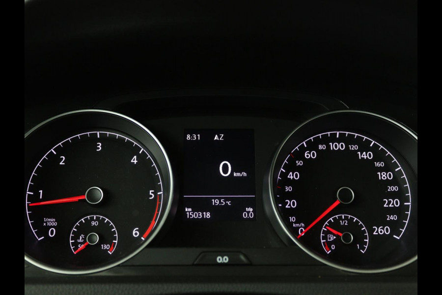 Volkswagen GOLF Variant 1.6 TDI Comfortline | Apple Carplay | Navigatie | Cruise Control Adaptief | Parkeersensor voor en achter | LED | LMV