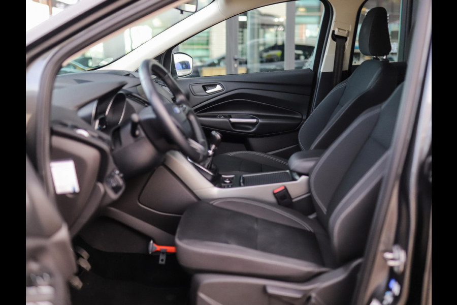 Ford Kuga 1.5 EcoBoost Trend Ultimate | Camera | Carplay | Stoelverw. | Cruise Control | Trekhaak