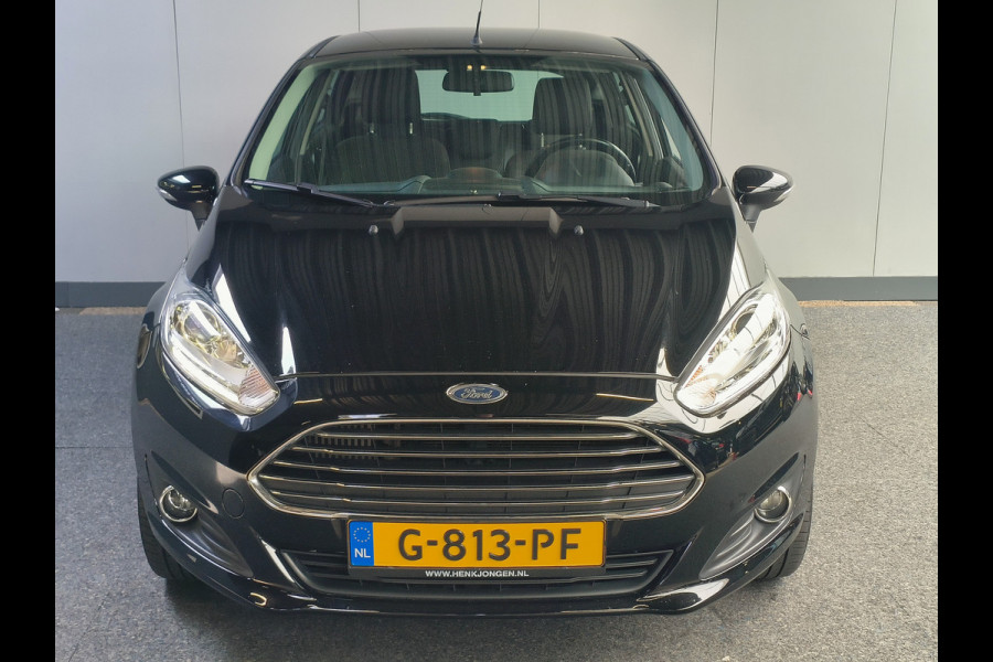 Ford Fiesta 1.0 EcoBoost Titanium Rijklaar  + 12 maanden Bovag-garantie Henk Jongen Auto's in Helmond,  al 50 jaar service zoals 't hoort!