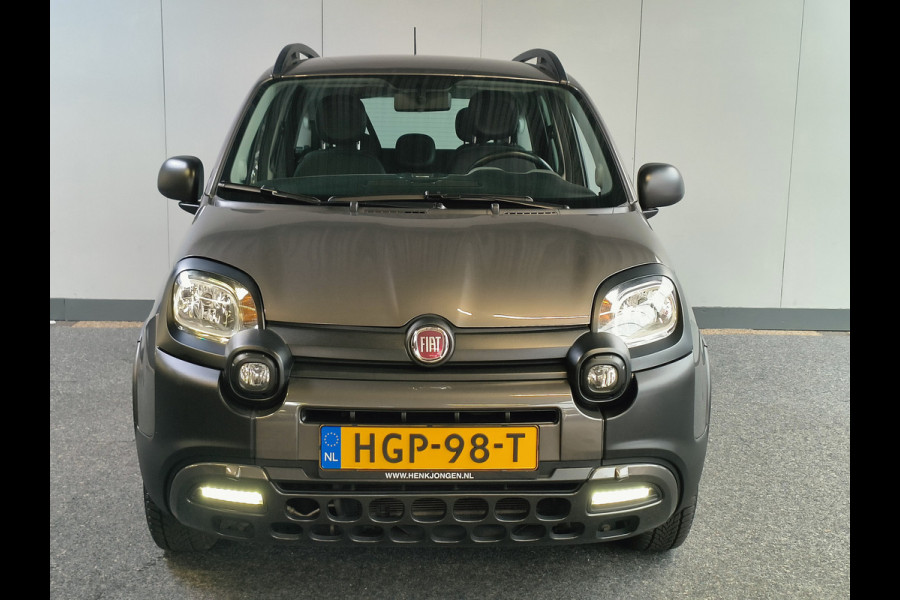 Fiat Panda 1.0 Hybrid City Cross Rijklaar + 12 maanden Bovag-garantie Henk Jongen Auto's in Helmond,  al 50 jaar service zoals 't hoort!