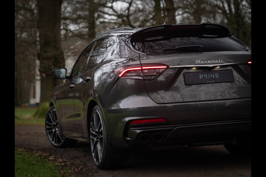 Maserati Levante 3.8 V8 Trofeo 580pk | 1e eig | Bowers&Wilkins | NL-auto | 22 inch