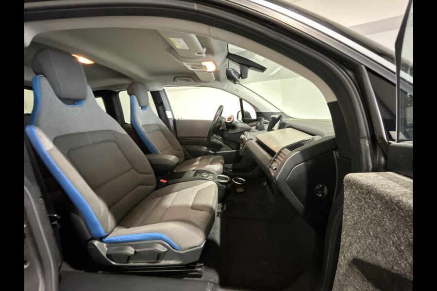 BMW i3 Basis iPerformance 94Ah 33 kWh | Warmtepomp! | Navigatie | Verwarmde voorstoelen SoH (batterijcheck) 89 % score!