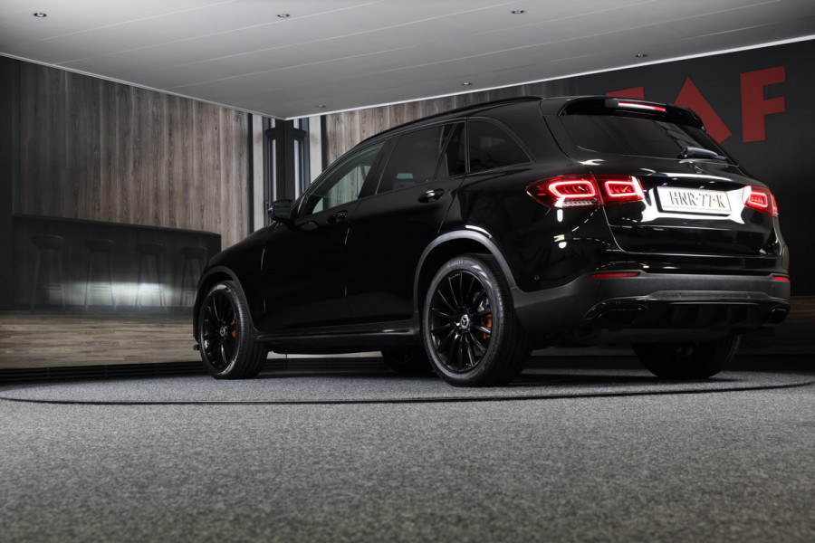 Mercedes-Benz GLC 300e 4MATIC AMG 63 Look / Memory / Digital Cockpit / Open Panoramadak / Camera / Acc / Led / 20 Inch