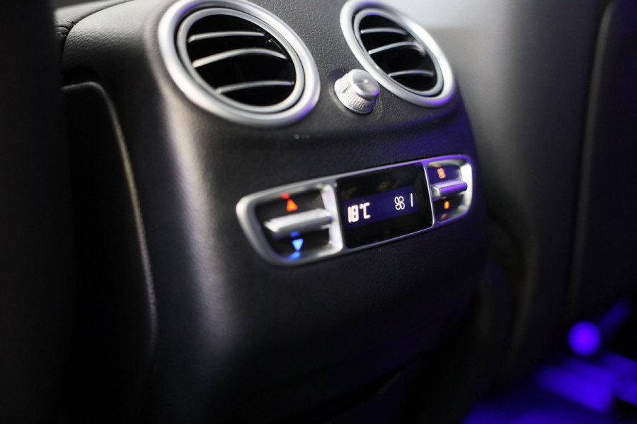 Mercedes-Benz GLC 300e 4MATIC AMG 63 Look / Memory / Digital Cockpit / Open Panoramadak / Camera / Acc / Led / 20 Inch