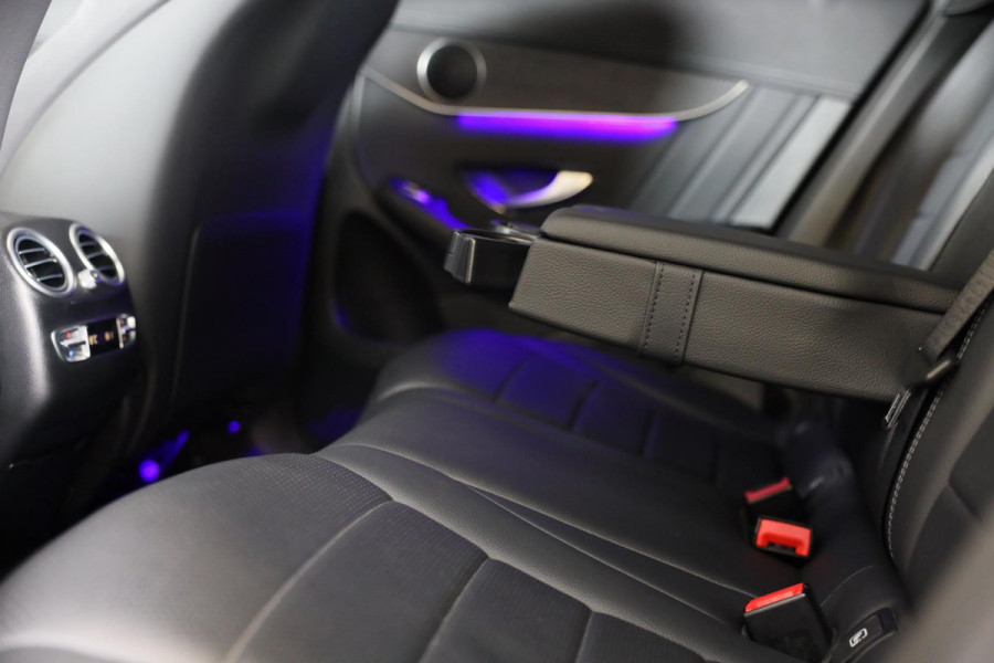 Mercedes-Benz GLC 300e 4MATIC AMG 63 Look / Memory / Digital Cockpit / Open Panoramadak / Camera / Acc / Led / 20 Inch