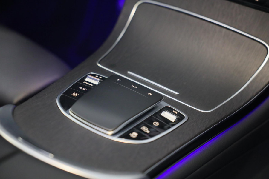 Mercedes-Benz GLC 300e 4MATIC AMG 63 Look / Memory / Digital Cockpit / Open Panoramadak / Camera / Acc / Led / 20 Inch