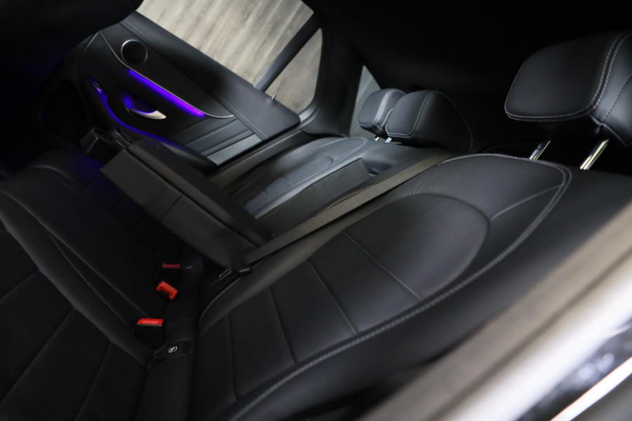 Mercedes-Benz GLC 300e 4MATIC AMG 63 Look / Memory / Digital Cockpit / Open Panoramadak / Camera / Acc / Led / 20 Inch