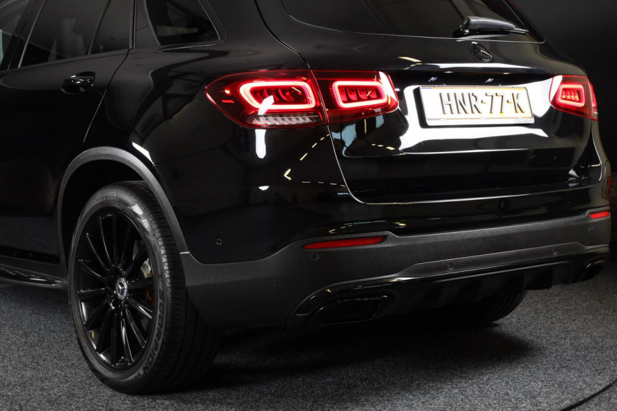 Mercedes-Benz GLC 300e 4MATIC AMG 63 Look / Memory / Digital Cockpit / Open Panoramadak / Camera / Acc / Led / 20 Inch