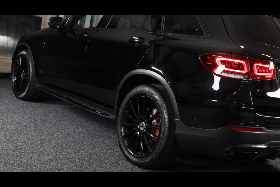 Mercedes-Benz GLC 300e 4MATIC AMG 63 Look / Memory / Digital Cockpit / Open Panoramadak / Camera / Acc / Led / 20 Inch