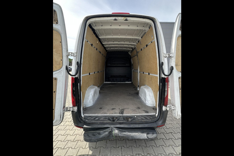 Mercedes-Benz Sprinter 214 2.2 CDI L2H2