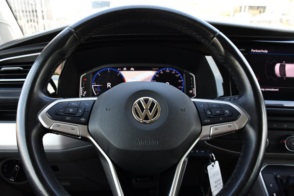 Volkswagen Transporter 2.0 TDI L2H1 30 DC Bulli Virtual, Adaptieve Cruise, Carplay, LED, Automaat, Trekhaak, 150PK, Sensoren, Uniek!