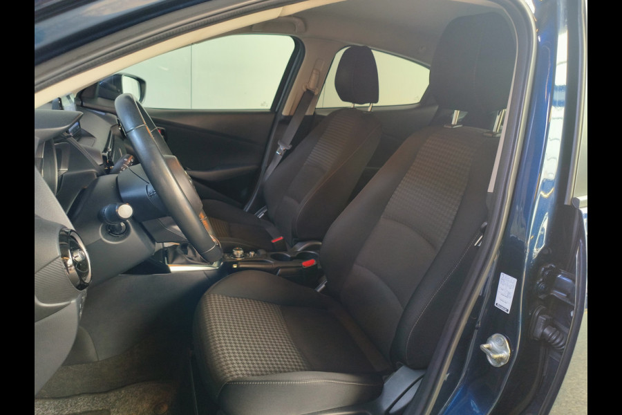 Mazda 2 1.5 Skyactiv-G SkyLease uit 2018 Rijklaar  + 12 maanden Bovag-garantie Henk Jongen Auto's in Helmond,  al 50 jaar service zoals 't hoort!