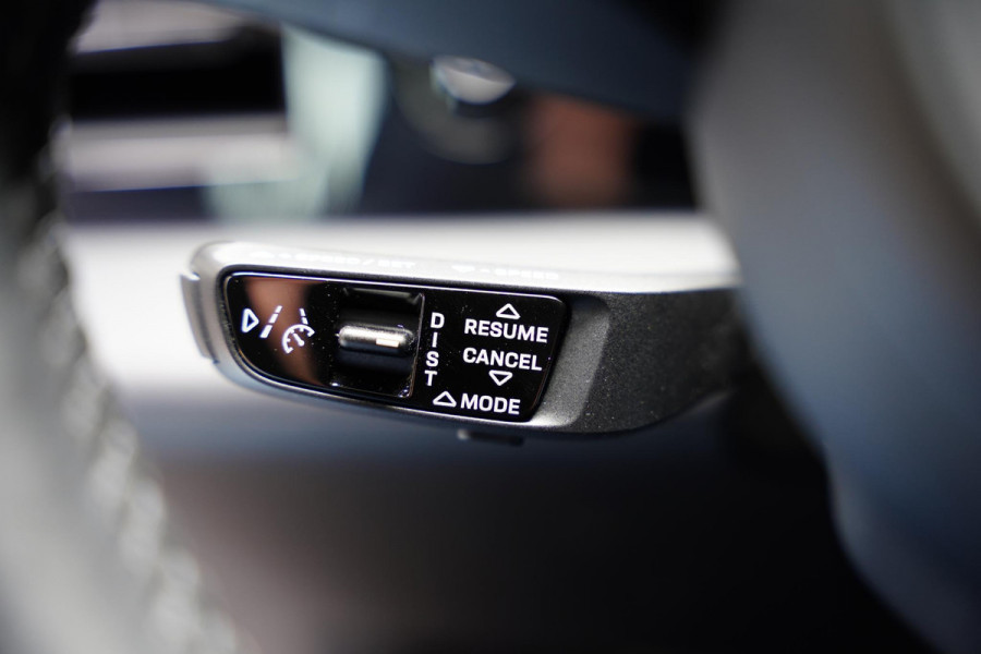 Porsche Taycan 4S 79 kWh Innodrive Dealerauto