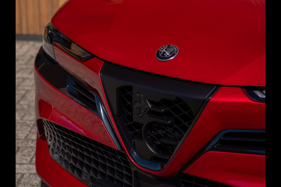 Alfa Romeo junior 1.2 Turbo Hybrid Ibrida Speciale | Adapt. Cruise | Techno Pack | Rosso Brera