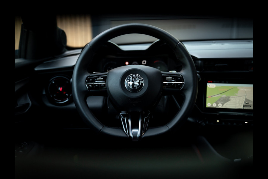 Alfa Romeo junior 1.2 Turbo Hybrid Ibrida Speciale | Adapt. Cruise | Techno Pack | Rosso Brera