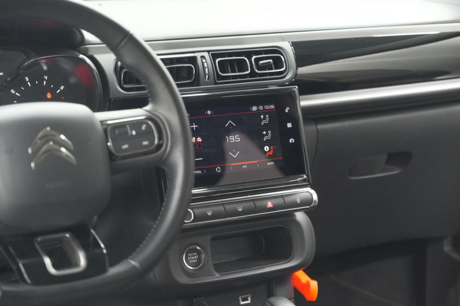 Citroën C3 PureTech 110 EAT6 Shine | Camera | Dodehoekdetecttie | Navigatie | Apple Carplay