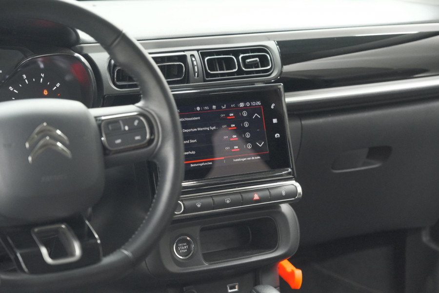 Citroën C3 PureTech 110 EAT6 Shine | Camera | Dodehoekdetecttie | Navigatie | Apple Carplay