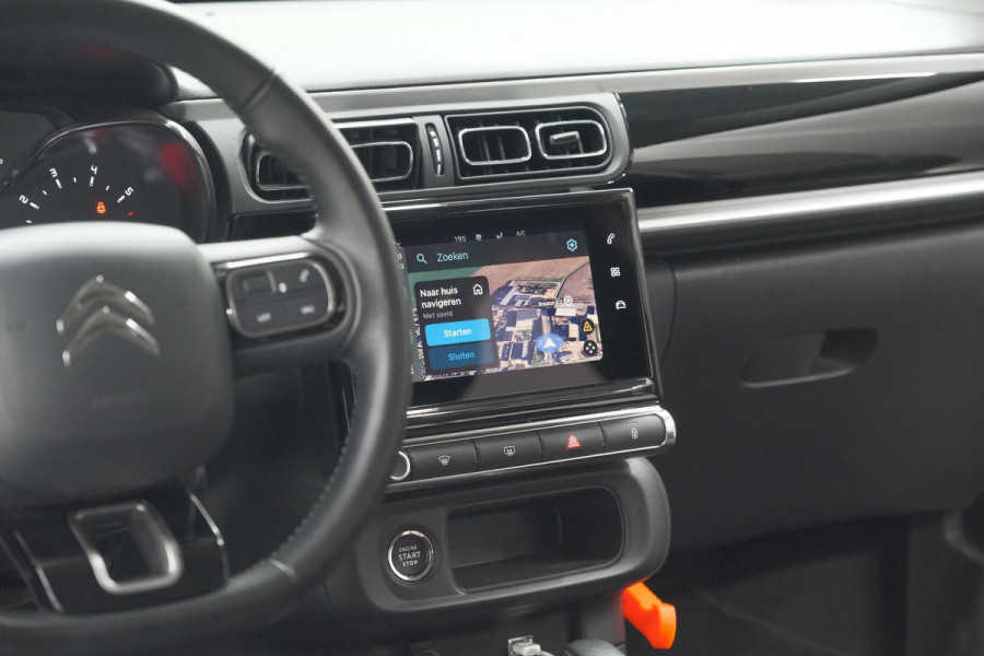 Citroën C3 PureTech 110 EAT6 Shine | Camera | Dodehoekdetecttie | Navigatie | Apple Carplay