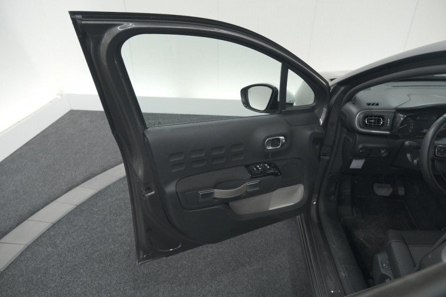 Citroën C3 PureTech 110 EAT6 Shine | Camera | Dodehoekdetecttie | Navigatie | Apple Carplay