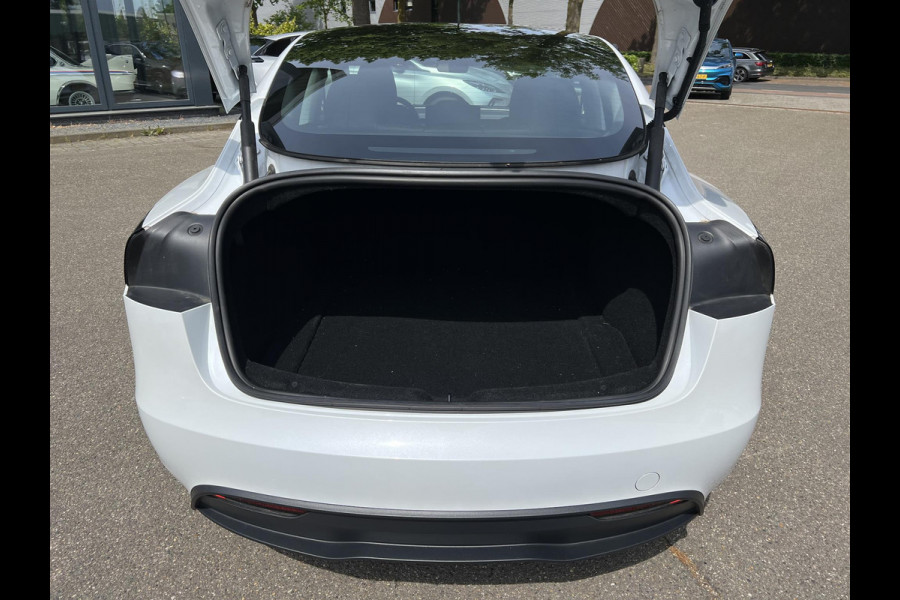 Tesla Model 3 RWD 60 kWh ORIG. NL. NAP KM. | NIEUWSTAAT | AUTOPILOT | TESLA GARANTIE T/M 3-2028