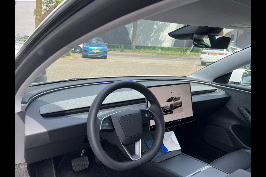 Tesla Model 3 RWD 60 kWh ORIG. NL. NAP KM. | NIEUWSTAAT | AUTOPILOT | TESLA GARANTIE T/M 3-2028