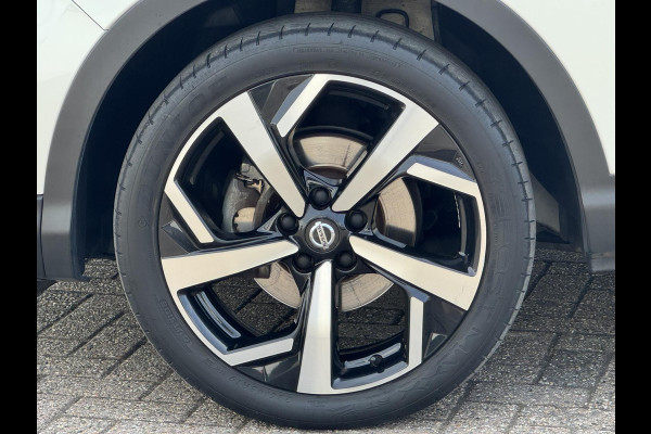 Nissan QASHQAI 1.3 DIG-T Tekna Cruise control Climate Automaat control Apple / Android carplay