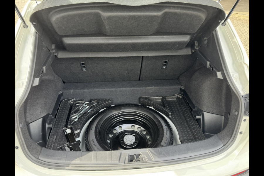 Nissan QASHQAI 1.3 DIG-T Tekna Cruise control Climate Automaat control Apple / Android carplay