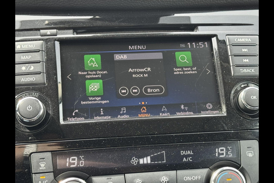 Nissan QASHQAI 1.3 DIG-T Tekna Cruise control Climate Automaat control Apple / Android carplay