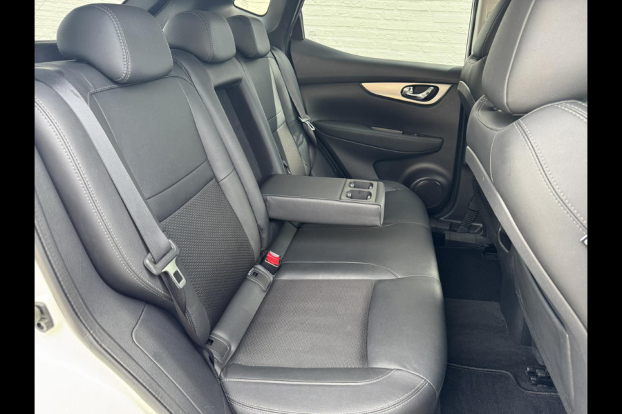 Nissan QASHQAI 1.3 DIG-T Tekna Cruise control Climate Automaat control Apple / Android carplay