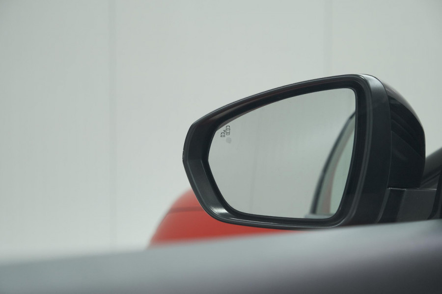 Citroën C5 Aircross 1.6 PureTech 180 EAT8 Shine | Trekhaak | 360 Camera | Panoramadak | Adaptieve Cruise Control
