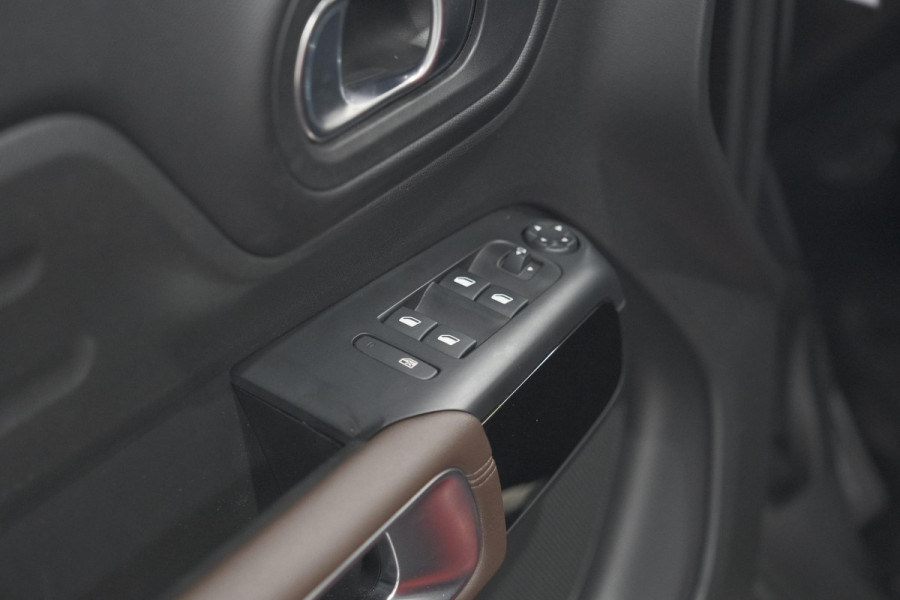 Citroën C5 Aircross 1.6 PureTech 180 EAT8 Shine | Trekhaak | 360 Camera | Panoramadak | Adaptieve Cruise Control