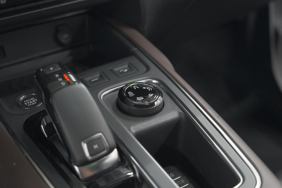 Citroën C5 Aircross 1.6 PureTech 180 EAT8 Shine | Trekhaak | 360 Camera | Panoramadak | Adaptieve Cruise Control
