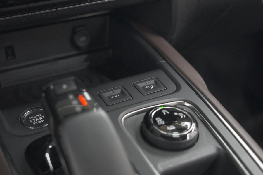 Citroën C5 Aircross 1.6 PureTech 180 EAT8 Shine | Trekhaak | 360 Camera | Panoramadak | Adaptieve Cruise Control