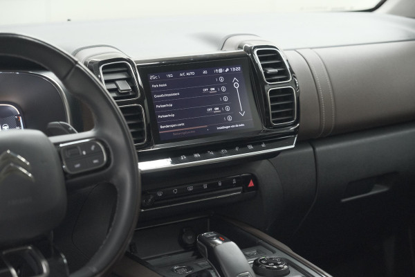 Citroën C5 Aircross 1.6 PureTech 180 EAT8 Shine | Trekhaak | 360 Camera | Panoramadak | Adaptieve Cruise Control