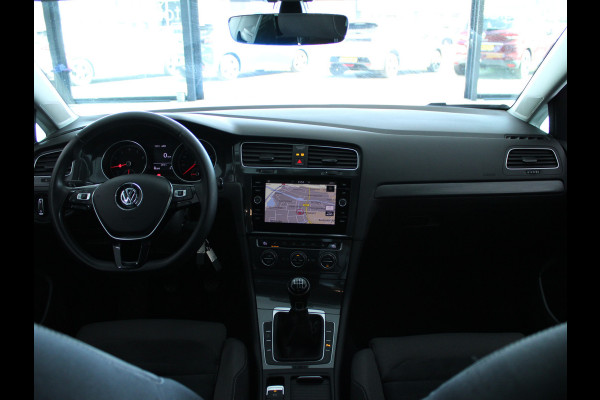 Volkswagen Golf 1.5 TSI Comfortline Business NL AUTO | CAMERA | CARPLAY | STOELVERW |