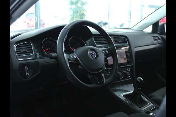 Volkswagen Golf 1.5 TSI Comfortline Business NL AUTO | CAMERA | CARPLAY | STOELVERW |