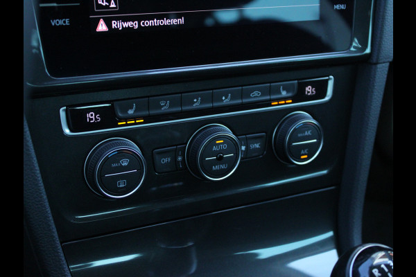 Volkswagen Golf 1.5 TSI Comfortline Business NL AUTO | CAMERA | CARPLAY | STOELVERW |