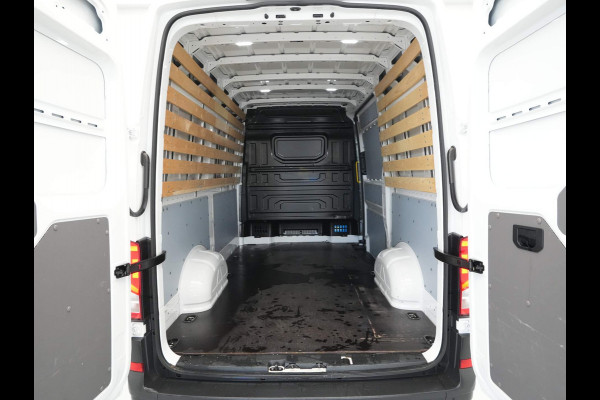 Volkswagen Crafter 35 2.0 TDI 140pk L3H3 Comfortline Airco Bluetooth Cruise Voorruitverwarming