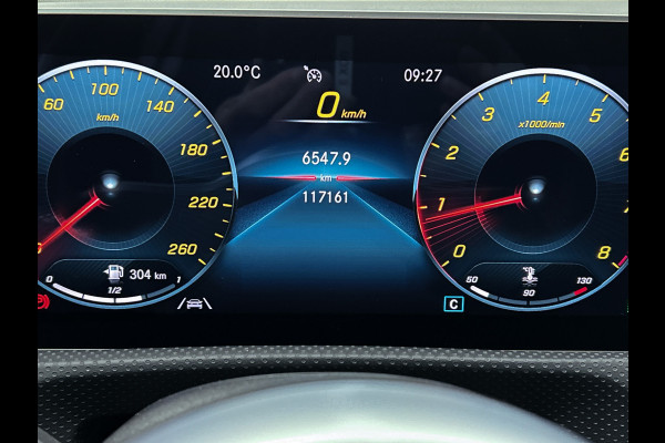 Mercedes-Benz A-Klasse 160 Business Solution AMG 5 spaaks lichtmetalen velgen | Navigatie | Parking support | Inclusief 24 maanden Mercedes-Benz Certified garantie voor Europa. / Auto Show Tilburg