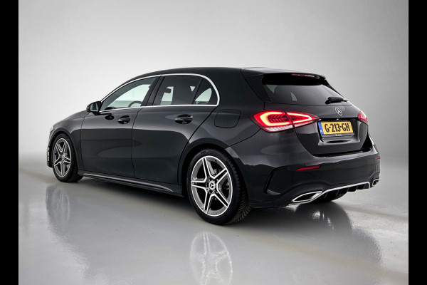 Mercedes-Benz A-Klasse 160 Business Solution AMG 5 spaaks lichtmetalen velgen | Navigatie | Parking support | Inclusief 24 maanden Mercedes-Benz Certified garantie voor Europa. / Auto Show Tilburg